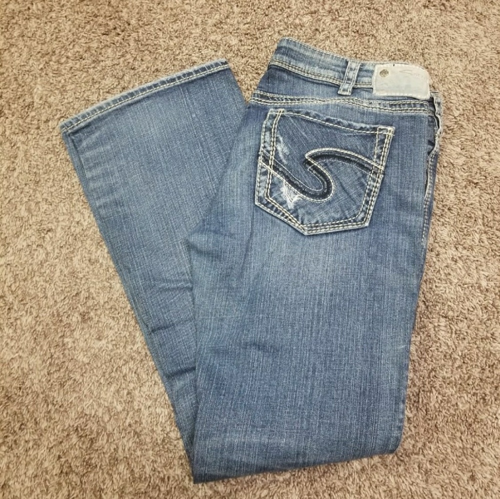 Silvers lgt wash distressed jeans 33/33